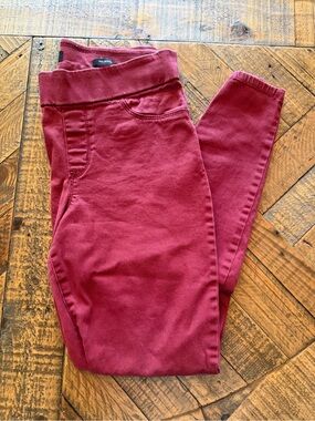 Burgundy High-Waist Jeggings